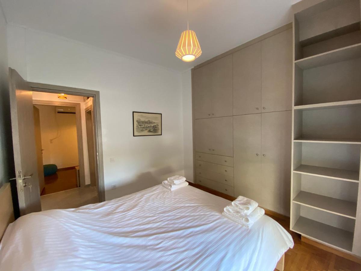 Galaxy Home Spacious & Renovated Apartment Athènes Extérieur photo